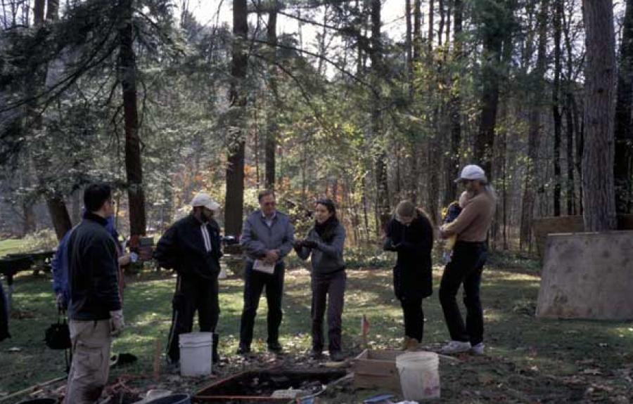 Archaeology graduate student Yasha Rodriguez giving a tour